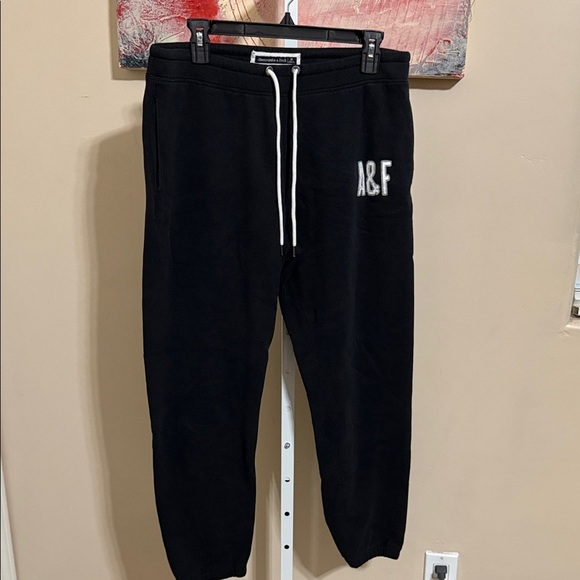 Abercrombie & Fitch Men's Black Joggers - Picture 1 of 4